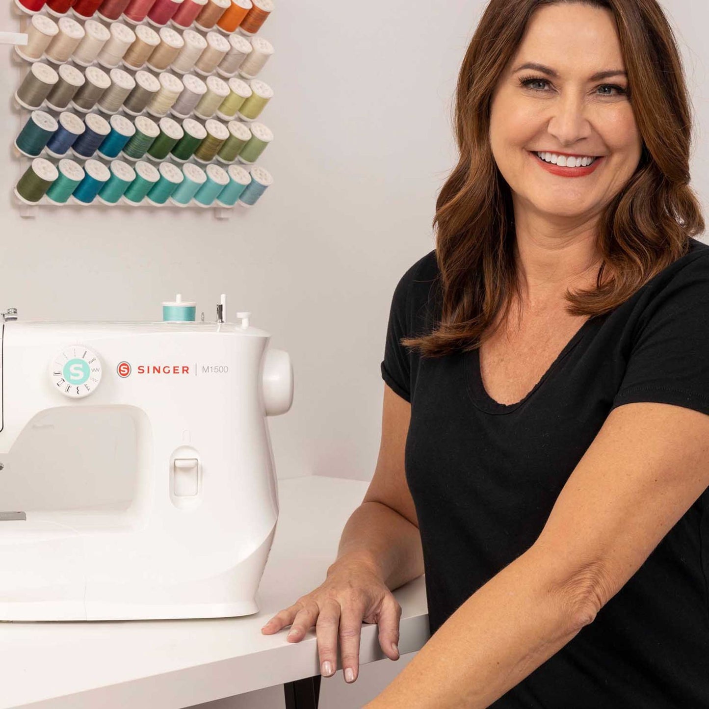 Singer domestic M1605 - Sewing machine - White - Side view