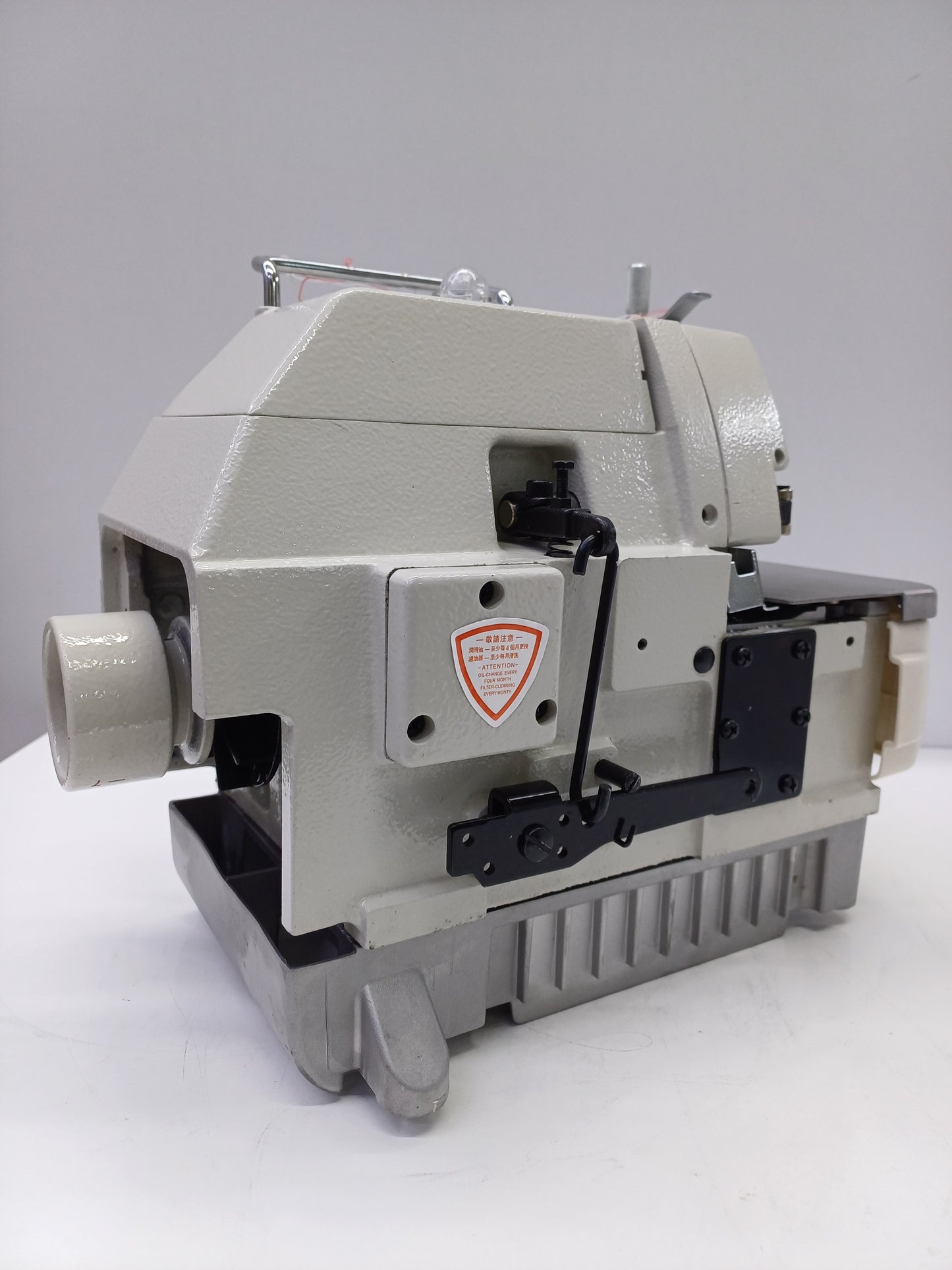 Yamata 747A Overlock