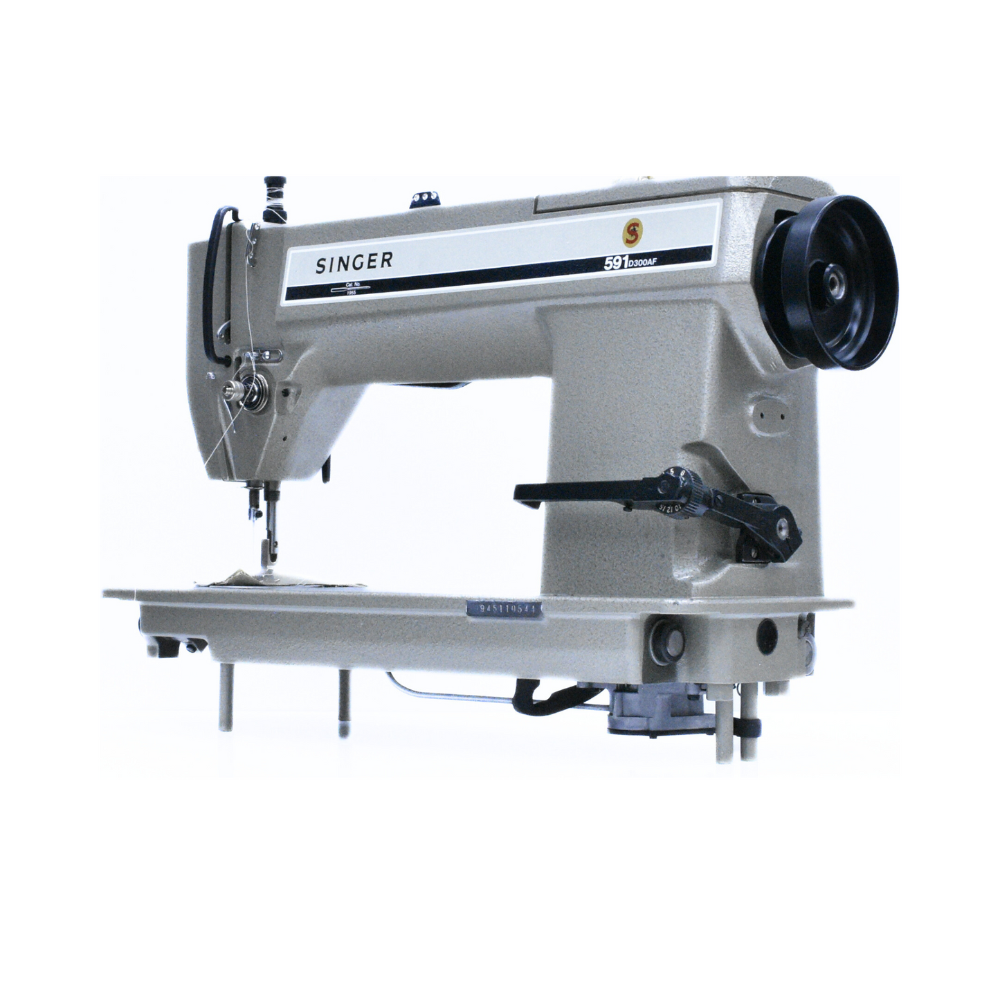 Singer 591 D300 sewing machine