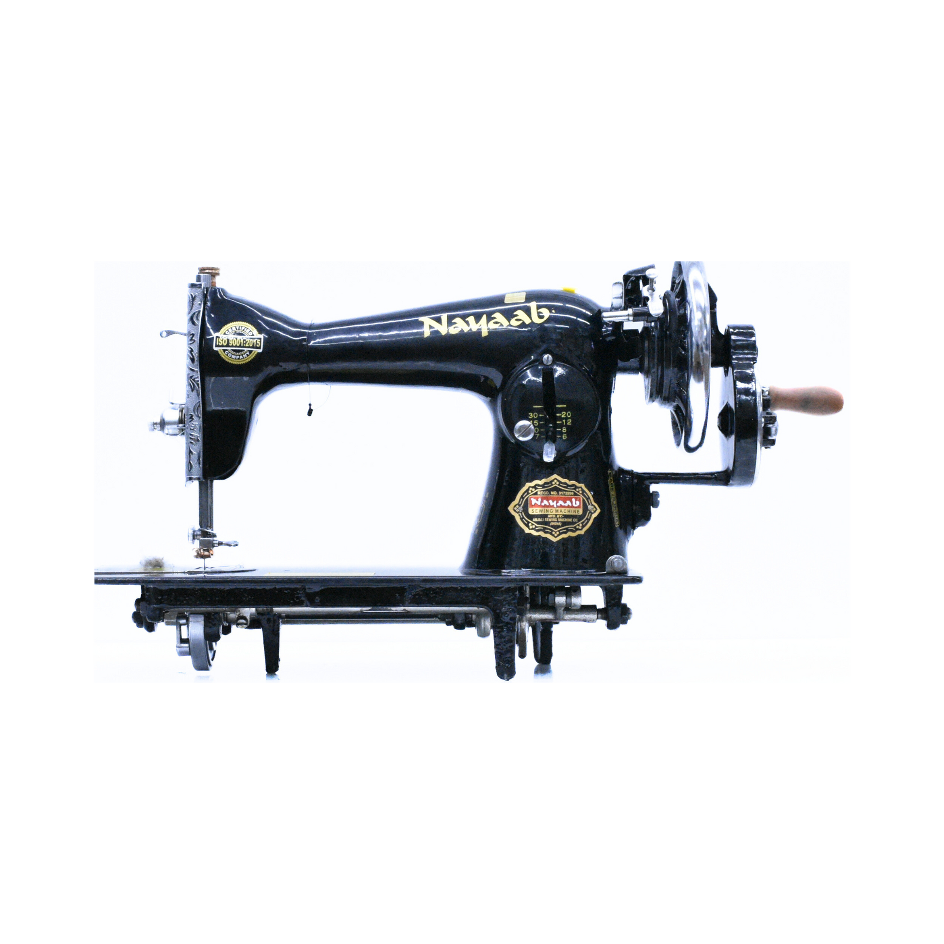 Nayaab - vintage sewing machine - Black - Front view 