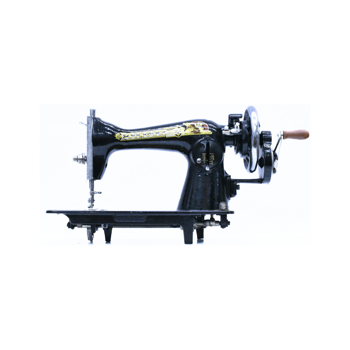 Singer - Vintage sewing machine - Black - Front view