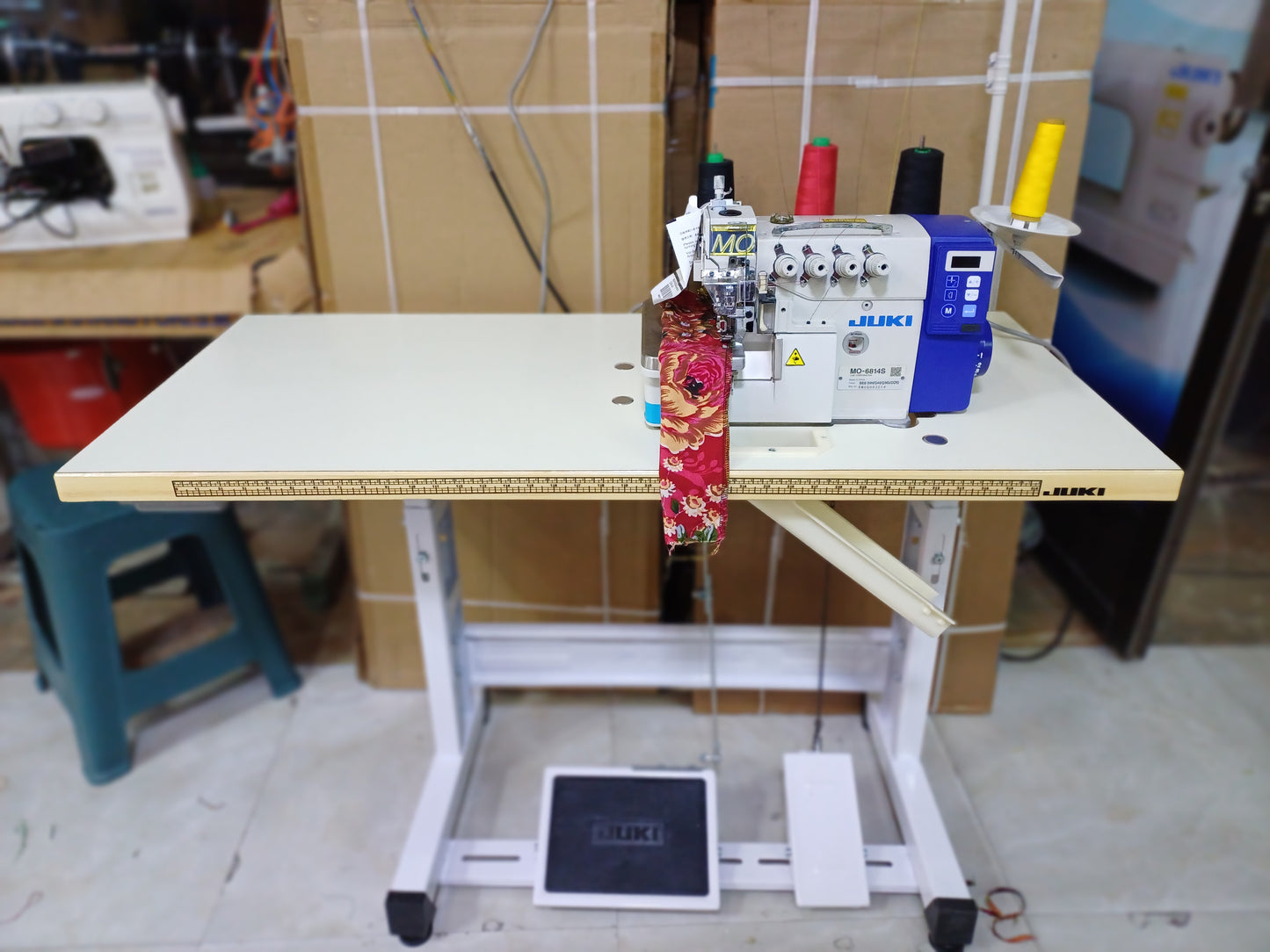 Juki MO-6814s  High-Speed, 2 Needle, 4 Thread Direct Drive Over Lock Sewing Machine Complete Set