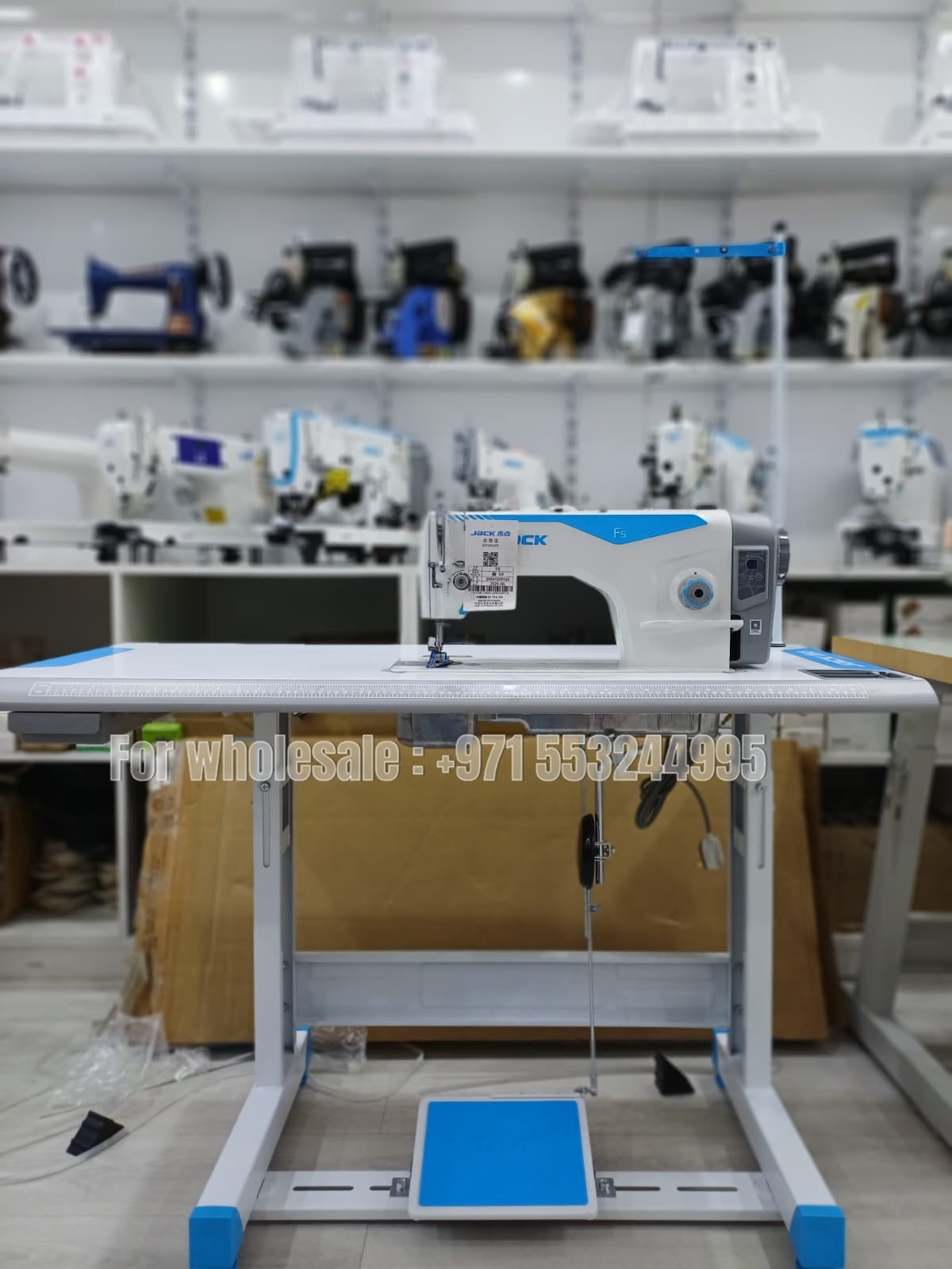 Jack F5 sewing machine