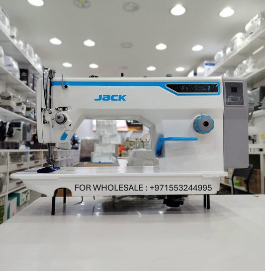 Jack F6 sewing machine