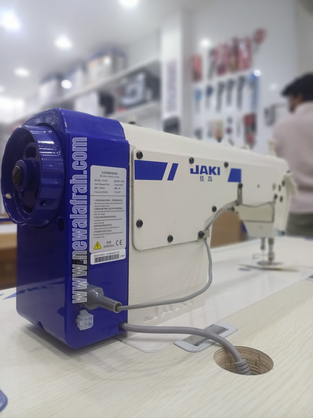 JAKI H1 - 1 NEEDLE LOCKSTITCH MACHINE COMPLETE SET WITH DIRECT DRIVE MOTOR AND TABLE STAND - NEW AL AFRAH