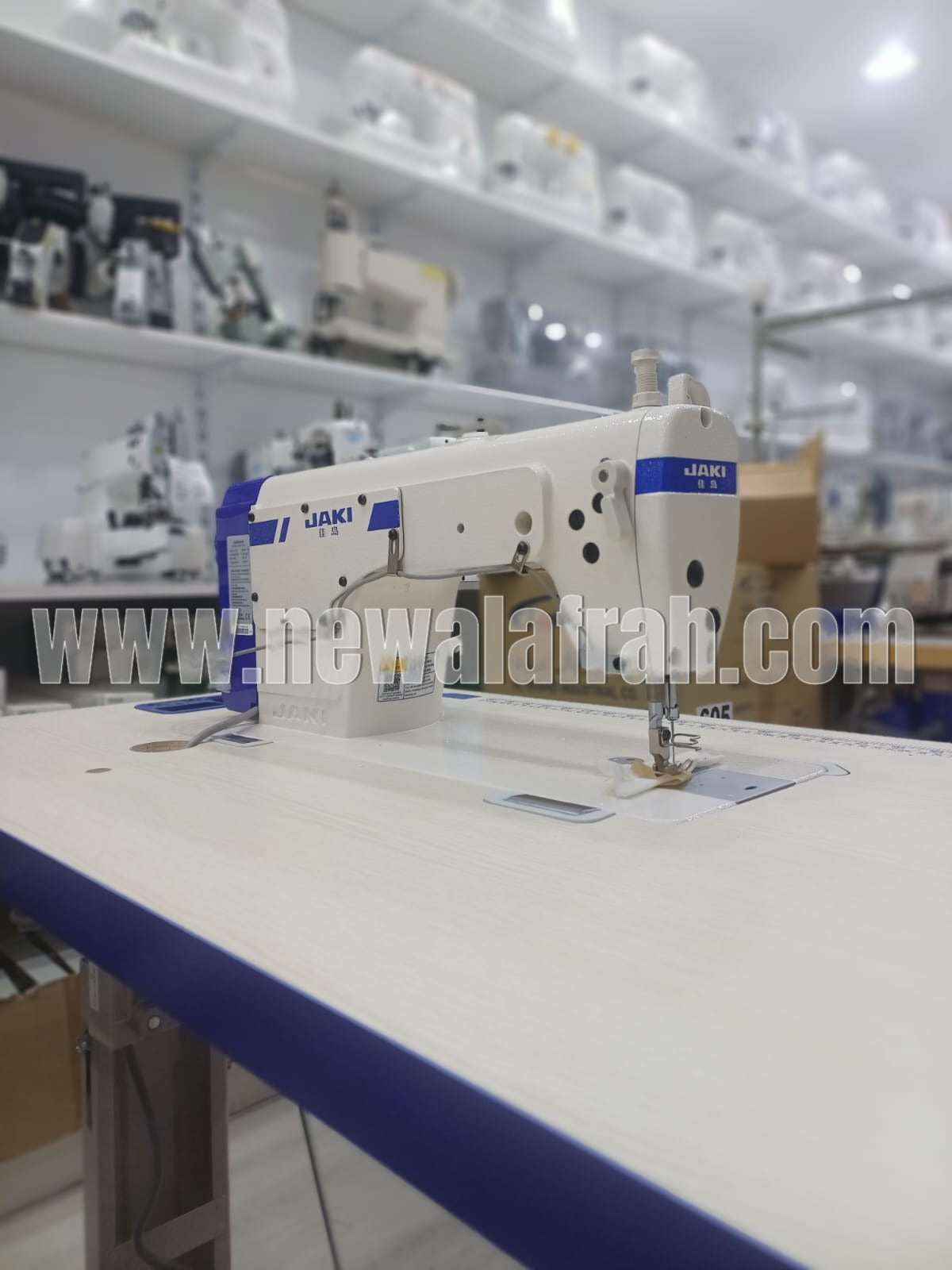 JAKI H1 - 1 NEEDLE LOCKSTITCH MACHINE COMPLETE SET WITH DIRECT DRIVE MOTOR AND TABLE STAND - NEW AL AFRAH