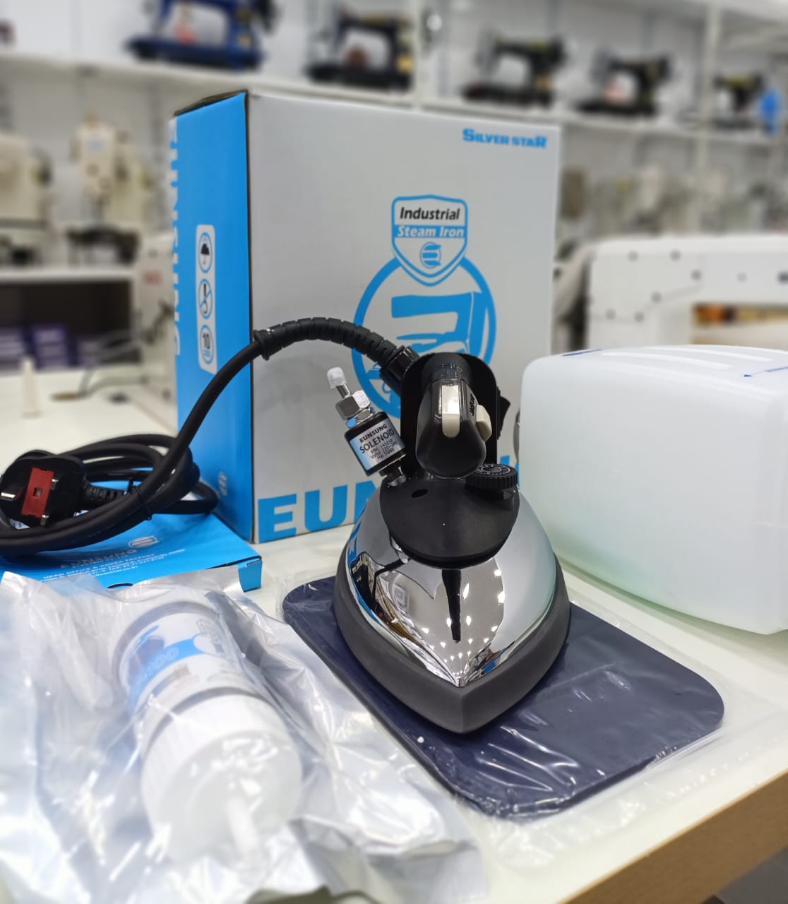 SILVER STAR EUNSUNG ES94AL STEAM IRON MADE IN KOREA