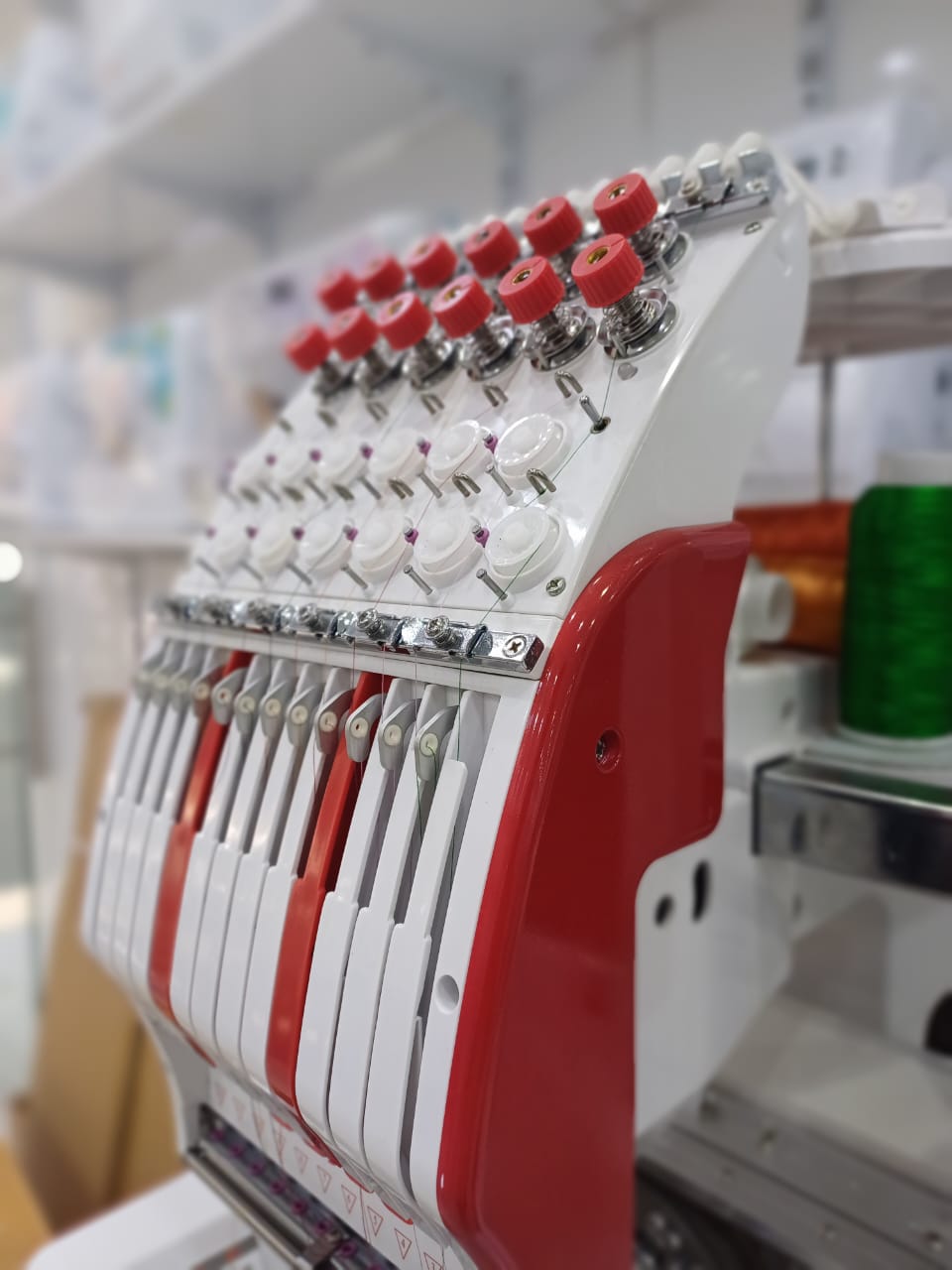 Laiba 1201 - 12 needles, 12 threads - Automatic Computerized Embroidery Machine