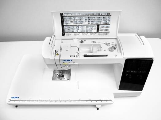 JUKI HZL-NX7, Professional Quality Quilting And Sewing Machine With 351 Stitch Patterns And 4 Fonts, Max Speed 1,050 SPM, Color Touch Panel, Multi-Function, BOX FEED Technology | KIREI HZL-NX7 - NEW AL AFRAH